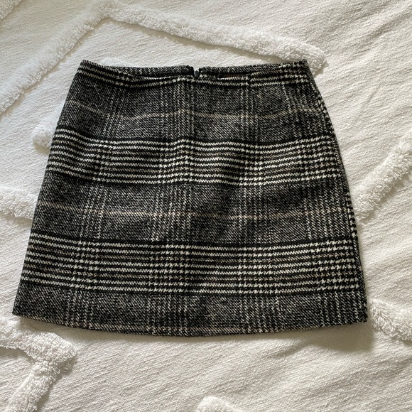 Plaid skirt - Picture 1 of 2